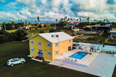 Image de Casona Ocean Blue: Spacious Beach House w/pool