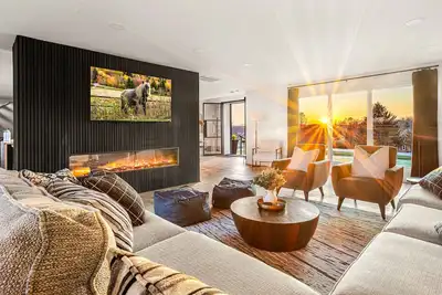Image de Heated, Saltwater Pool-Hot Tub-GameRm-Bar-near Keeneland-Bourbon Trail-Dogs Ok!