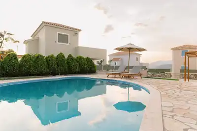 Image de Vr Villa Chloe - 2 bed 2 bath villa with patio and pool