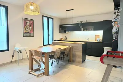 Image de Maison familiale grand jardin, 8 couchages proche Paris/Disney. Animaux acceptés.
