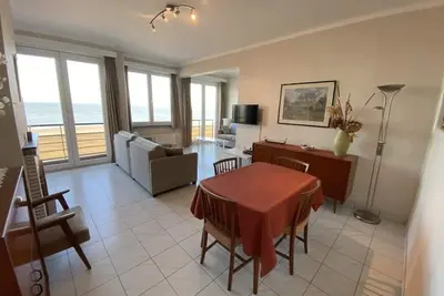 Studio lumineux sur le front de mer à Knokke