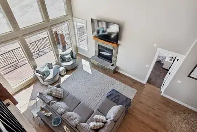 Image de Golden Gable Lodge (Sleeps 19)