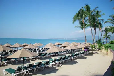 Image de Enjoy Christmas in 2 Br at Flamingos on the beach in Nv