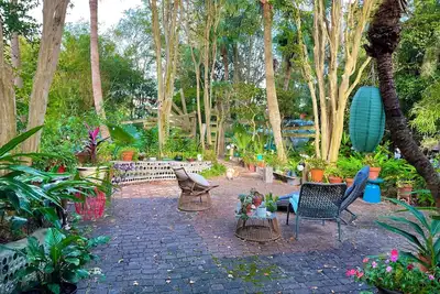 Image de The Garden House- designed by landscape architect for Moody Gardens