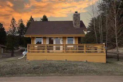 Image de Pet-friendly home in quintessential mountain town