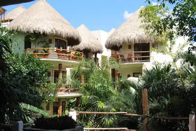 Image de Three Story Luxury Penthouse w/ Private Rooftop Jacuzzi