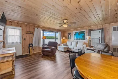 Image de Tb3 Thunder Bay Resort Cabin 3