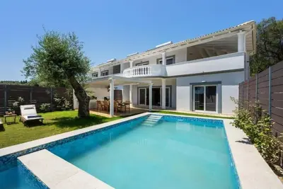 Image de Bh840 - C - Villa Kerkyra