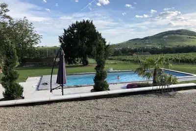 Image de Un p'tit bouchon dans le Beaujolais, le cadre parfait pour se reposer!