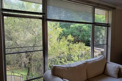 Room in large, spacious Beecroft house with garden (Shared accommodation)