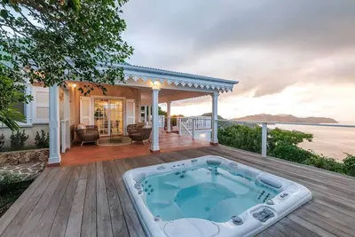 Image de Tam in Vitet by Personal Villas - Breathtaking Magnificent Vacation