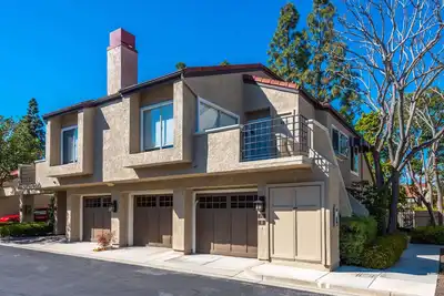 Image de Cozy Uci Townhome 2 Bedroom 2 Bath