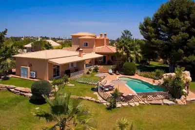 Image de Villa Concha - Wonderful 6 bedroom villa, fenced in pool, outside bar, close to