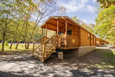 Image de Lakeview, Cozy Cottage, Resort Access!