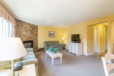 Image de Eagle Trace Premium One Bedroom Condo