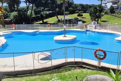 Image de Location de vacance Calahonda Park, 300metres De La Plage! ! ! !