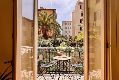 Image de New apartment in the city center cozy and quiet near the station