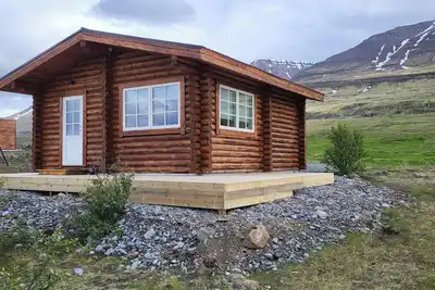 Image de Family Log House in the rural North Iceland. Brand new with a stunning view.