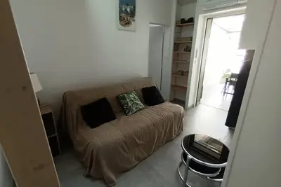 Image de Villa patio Rdc au Calme dans une impasse avec un extérieur.