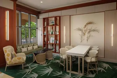 Image de Stylish Escape near Downtown | Lakefront + Pool + Parking | 3 Units