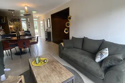 Image de Maison 6 personnes, accès privé à la plage