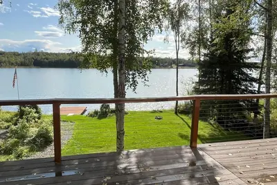 Image de Serene and Private Lake House