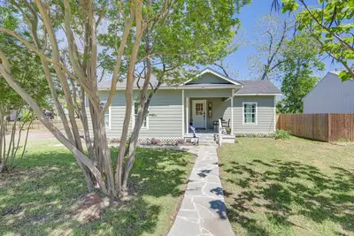 Image de Charming Franklin Abode Near Sports Park & Fishing