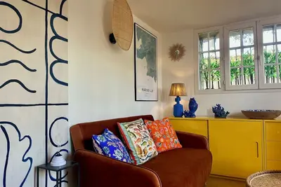 Image de Esprit Méditerranéen dans bastide avec jardin - 15mn du centre ville