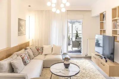 Image de A penthouse apartment near the seaside (Nea Paralia)
