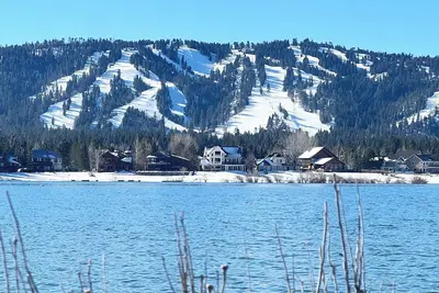 Image de Big Bear Lake Retreat