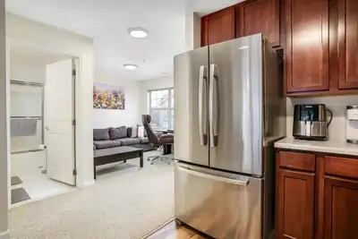Image de Bright and spacious centrally located townhouse