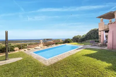 Villa Brezza D'Oriente: fabulous villa with swimming pool