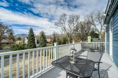 Image de Downtown Getaway | Balcony | King Beds