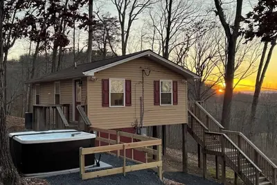 Image de Shenandoah Twilight | Cozy Cabin w/ hot tub