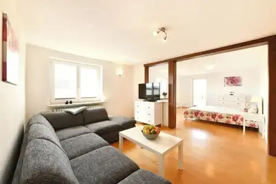 Image de Appartement de vacances 'Dinkelbach Landhaus 1 A Charmant' avec vue sur le lac, balcon et Wi-Fi