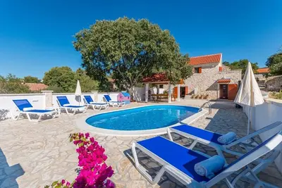 Image de The Grandfathers courtyard villa with heated pool