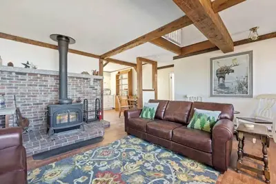 Image de Alamoosook Lakehouse! New!