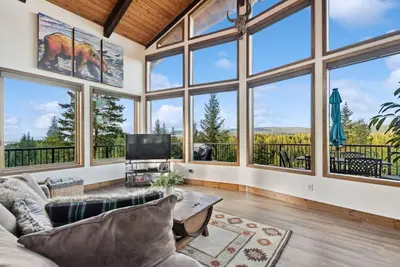 Image de Amazing views! Plus a Private Guest House! Grill!