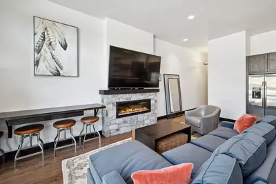 Image de Pet-Friendly Condo in the Heart of Downtown Whitefish!