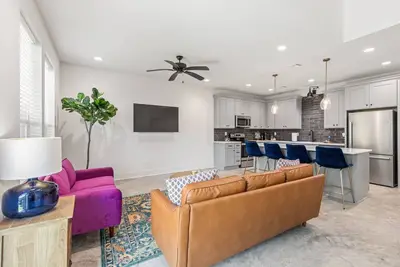 Image de Bon Temps House*2 King Beds*Sleeps 6*Book Now!