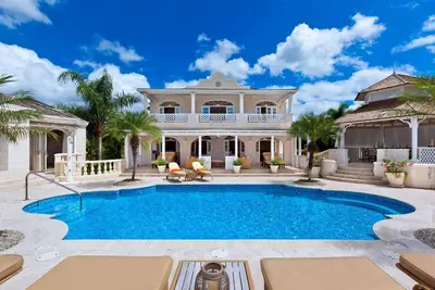 Image de Half Century House in Sugar Hill by Personal Villas - Ideal for Caribbean Vacati
