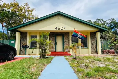 Image de 3/2 Single Family Home - 15 Min to Dtsp or Beaches