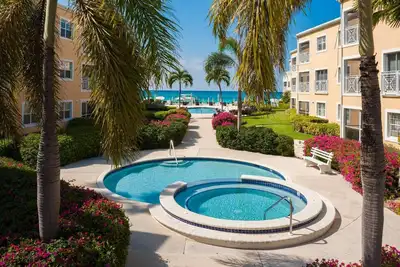Image de Beach Living at Regal Beach Blde