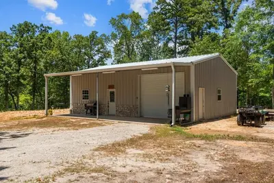 Image de Sam Rayburn Lakevu Barndo