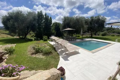 Image de Renovated elegant provencal Bastide