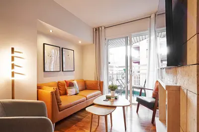 Image de Love Local Life Near Sagrada Familia By MyRentalHost