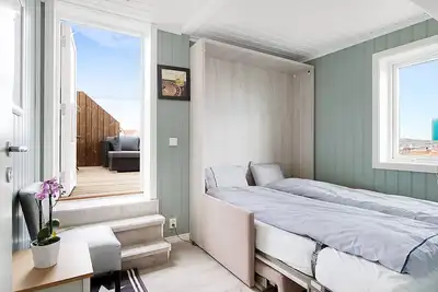 Image de Cozy and nice modern renovated with panoramic view 200 m from Smøgen center