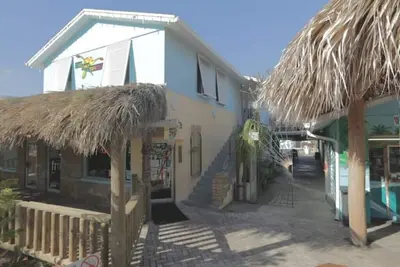 Image de The Turtle's Nest Suites #202