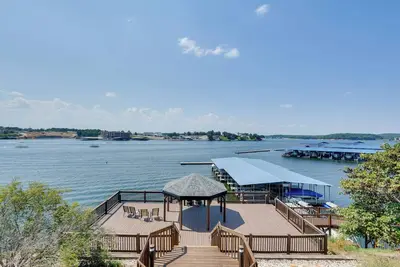 Image de Lakefront Retreat w/ Community Pool in Osage Beach