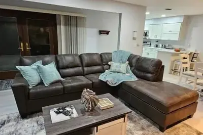 Image de Remodelled 3/2 Ocala Home with Pool. \n 1 Min>Wec, 15 Mins>Hits